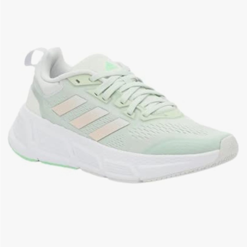 Women’s Adidas Questar